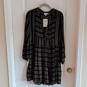 Elan Black and Tan Patterned Top